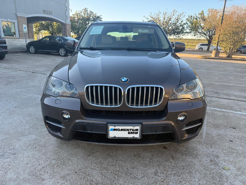 2013 BMW X5 Image 2