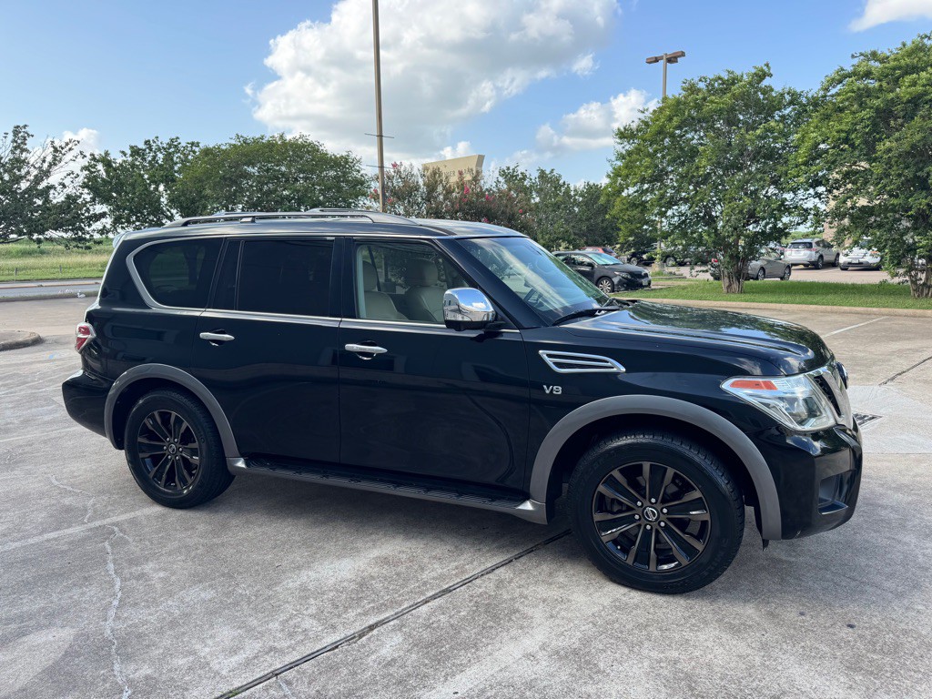 2017 Nissan Armada Image 3