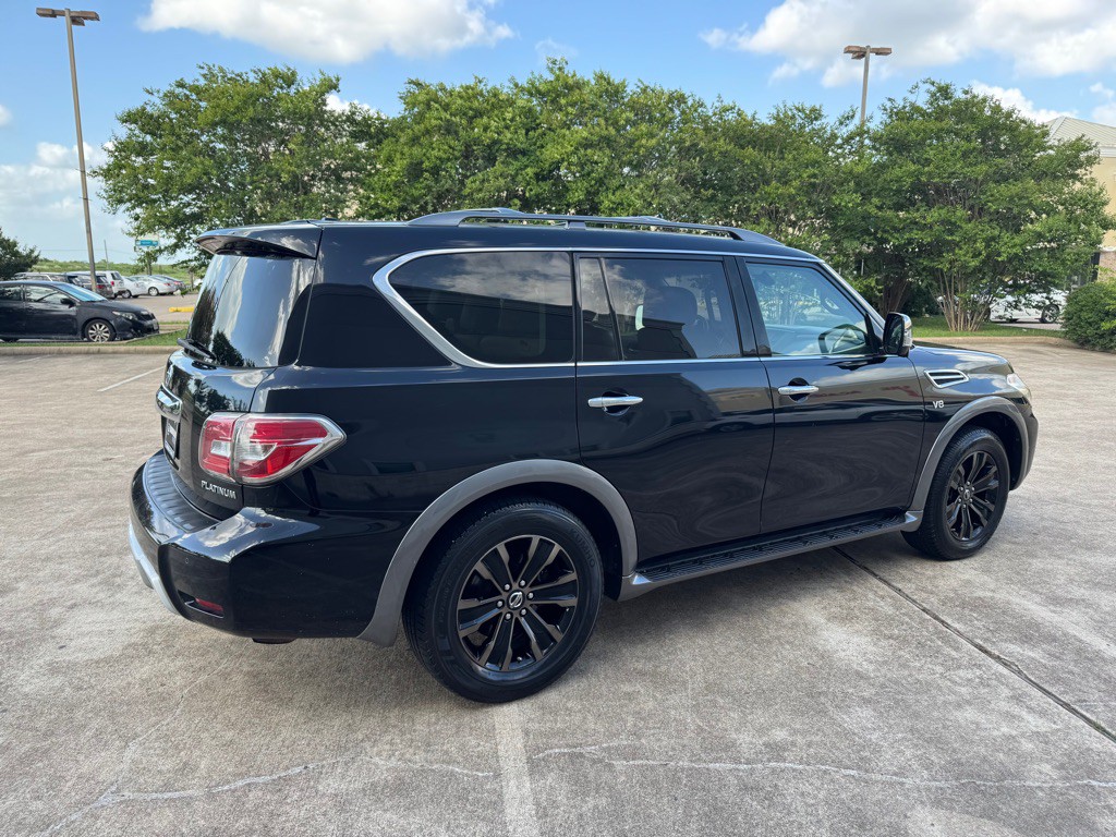2017 Nissan Armada Image 4