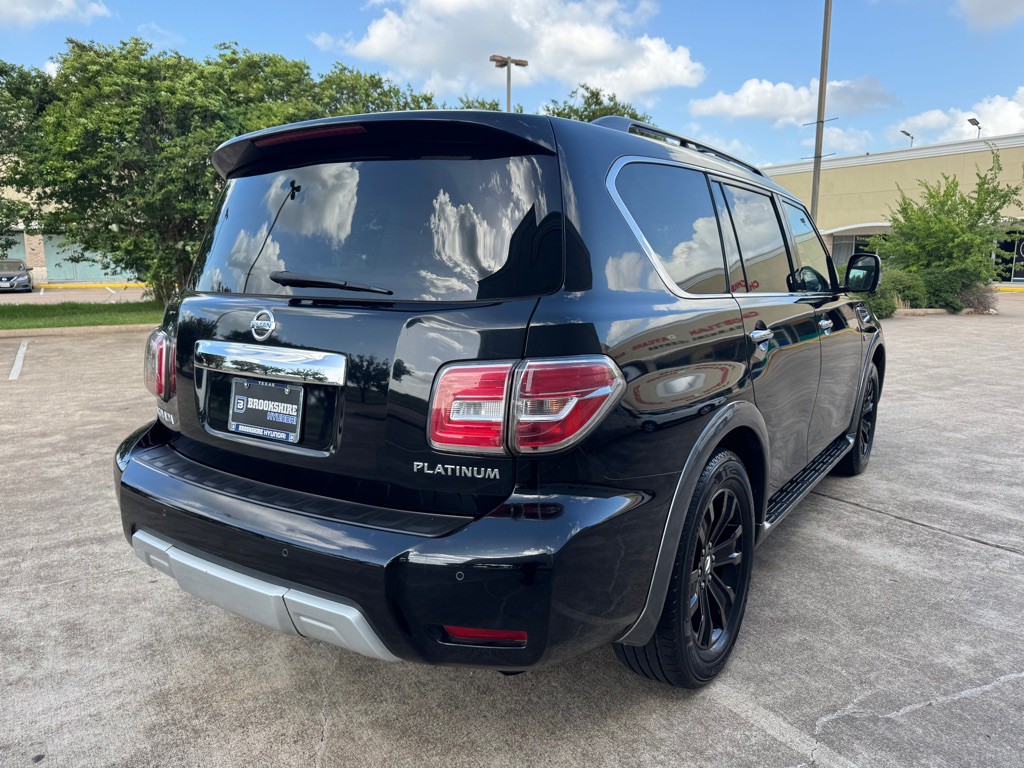 2017 Nissan Armada Image 5