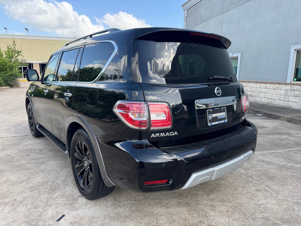 2017 Nissan Armada Image 6
