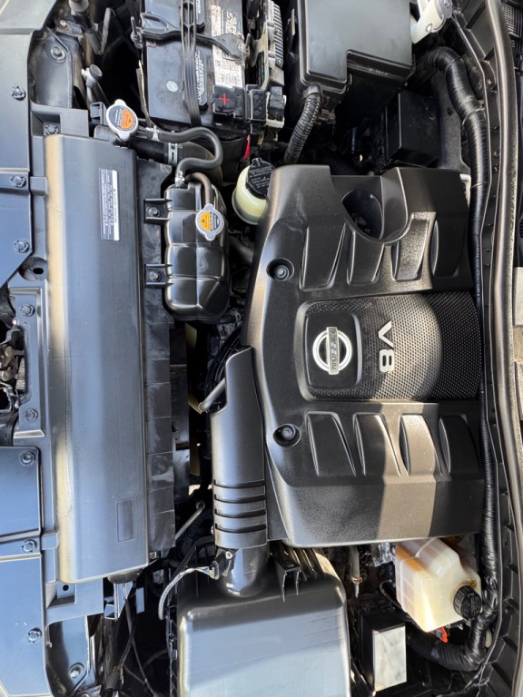 2017 Nissan Armada Image 15