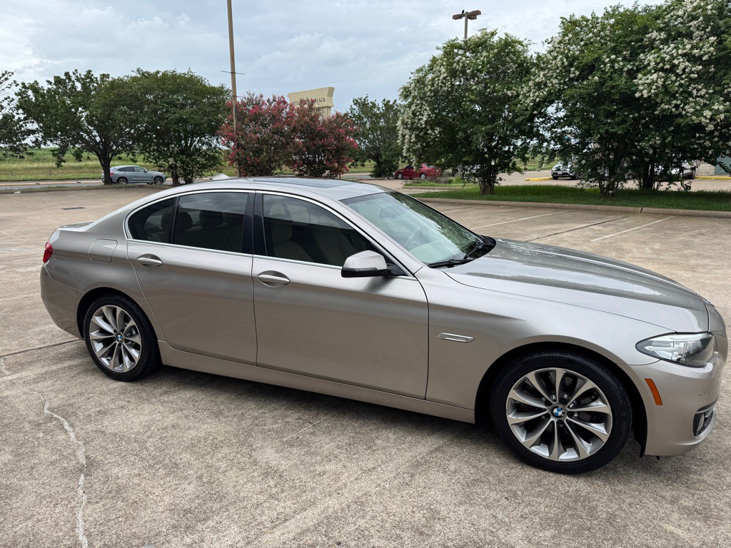 2014 BMW 5 Series Image 3