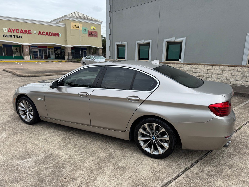 2014 BMW 5 Series Image 7