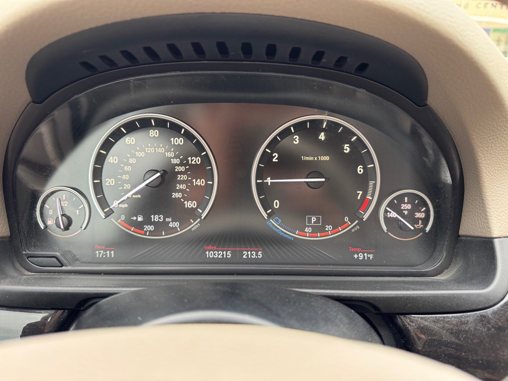 2014 BMW 5 Series Image 16