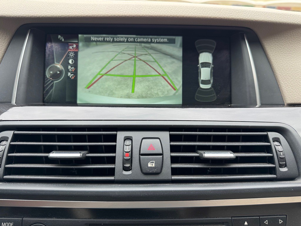 2014 BMW 5 Series Image 18