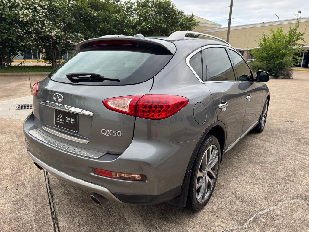 2017 INFINITI QX50 Image 5