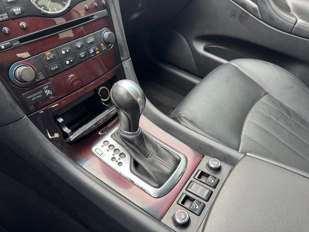 2017 INFINITI QX50 Image 19