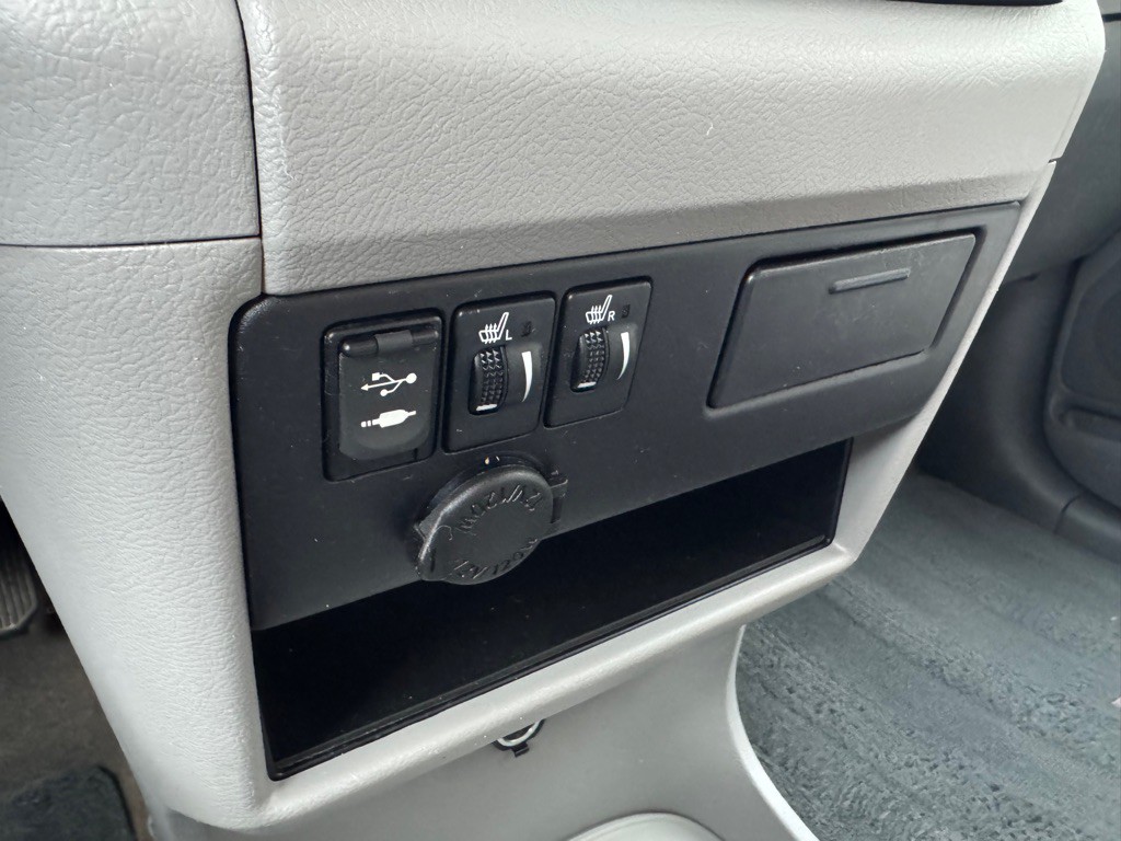 2017 Toyota Sienna Image 20