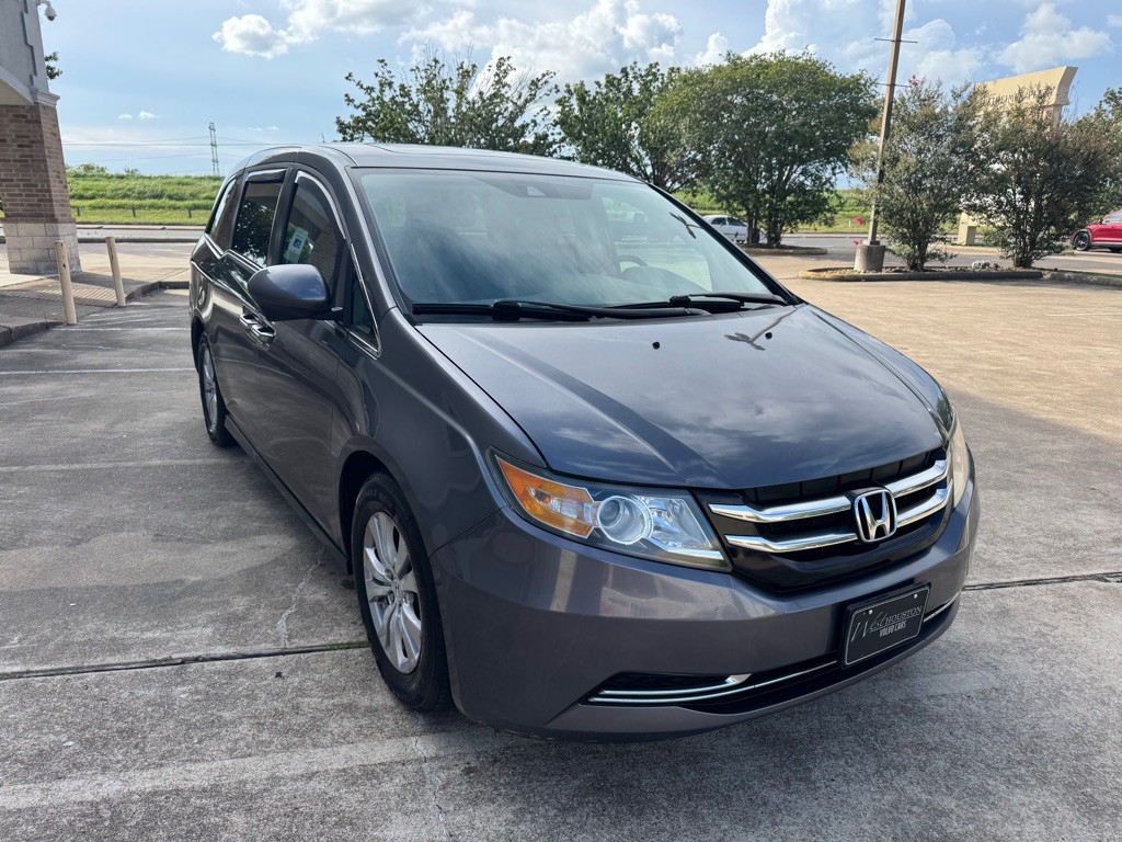 2016 Honda Odyssey Image 2
