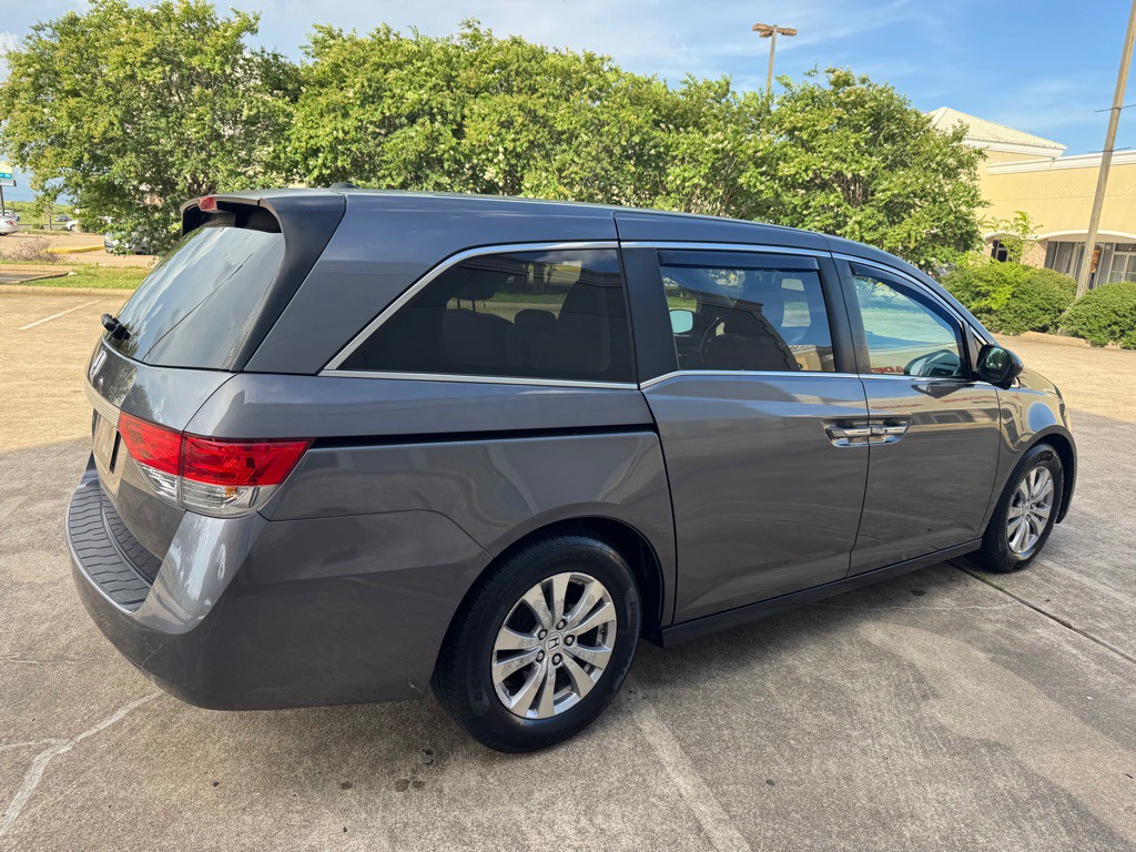 2016 Honda Odyssey Image 4