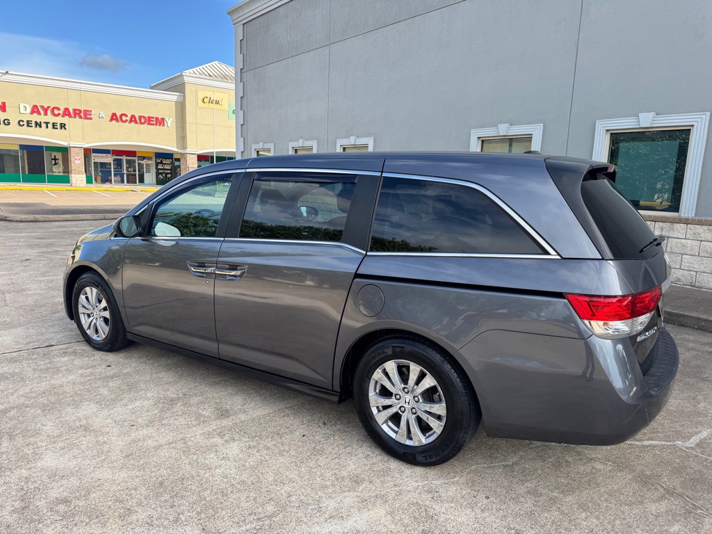 2016 Honda Odyssey Image 7