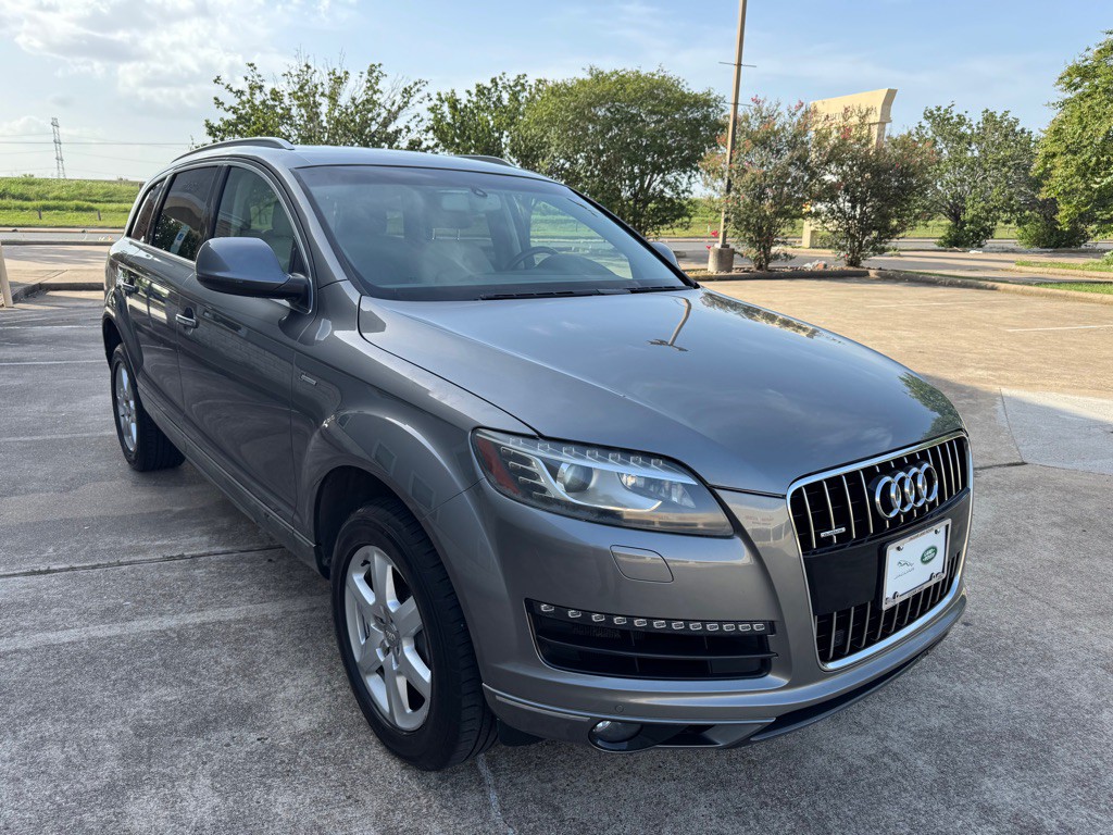 2015 Audi Q7 Image 2