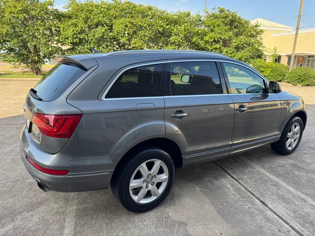 2015 Audi Q7 Image 4