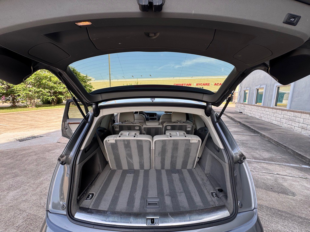 2015 Audi Q7 Image 14