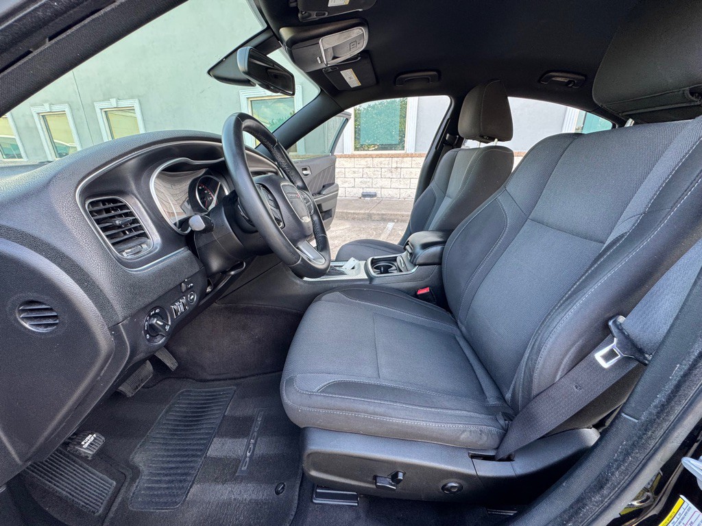 2016 Dodge Charger Image 8