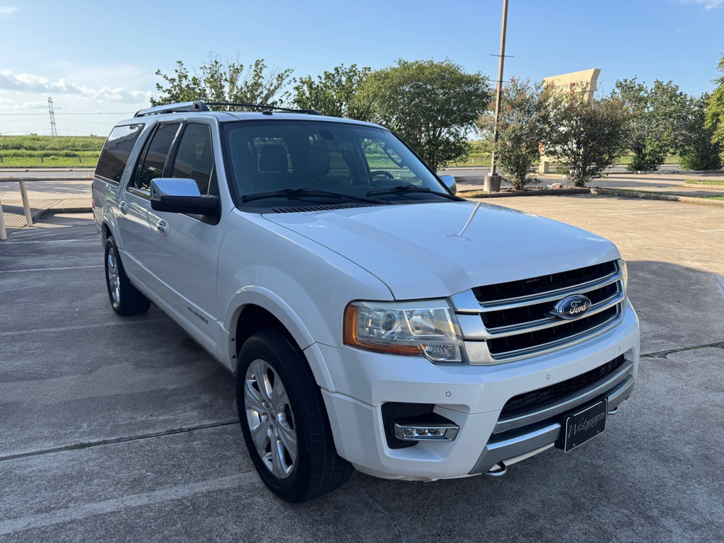 2016 Ford Expedition Image 2