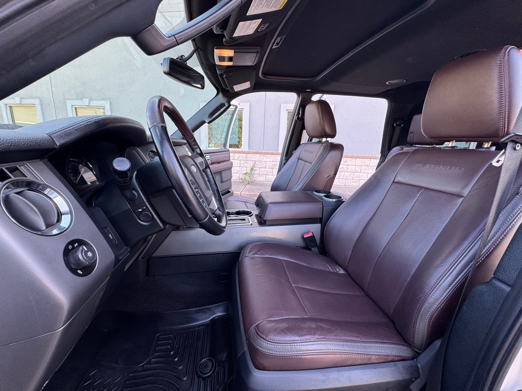 2016 Ford Expedition Image 8