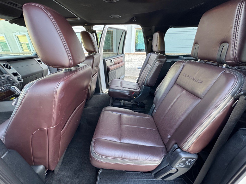 2016 Ford Expedition Image 9