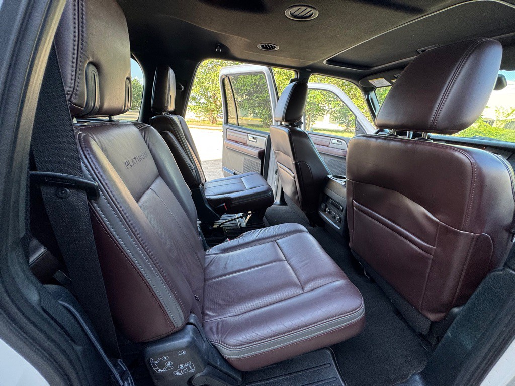2016 Ford Expedition Image 10