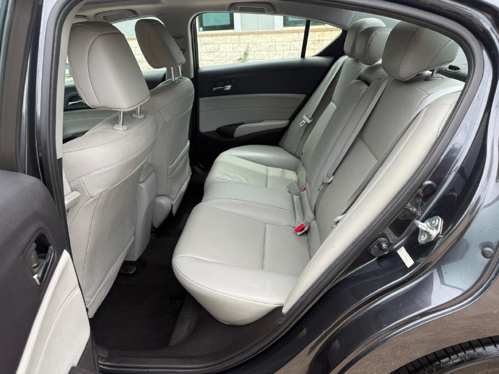 2016 Acura ILX Image 10