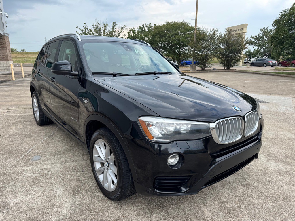 2017 BMW X3 Image 2