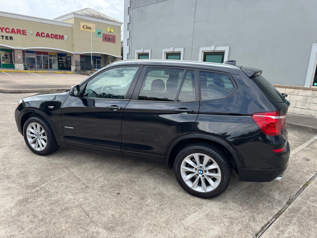 2017 BMW X3 Image 7