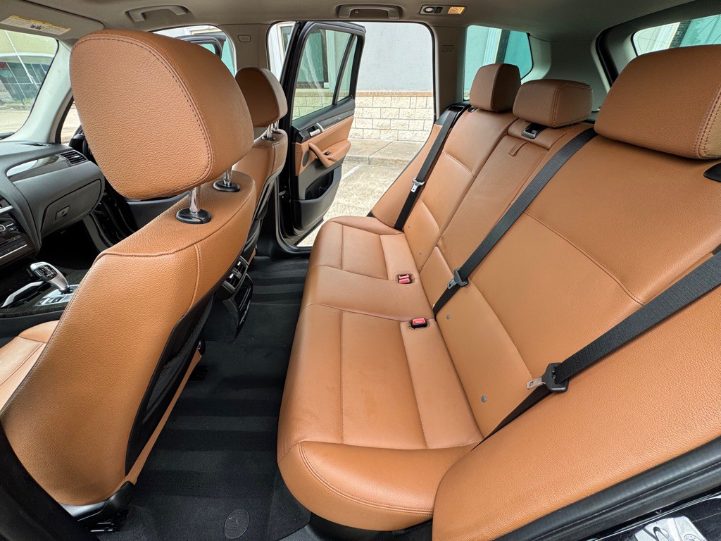 2017 BMW X3 Image 9