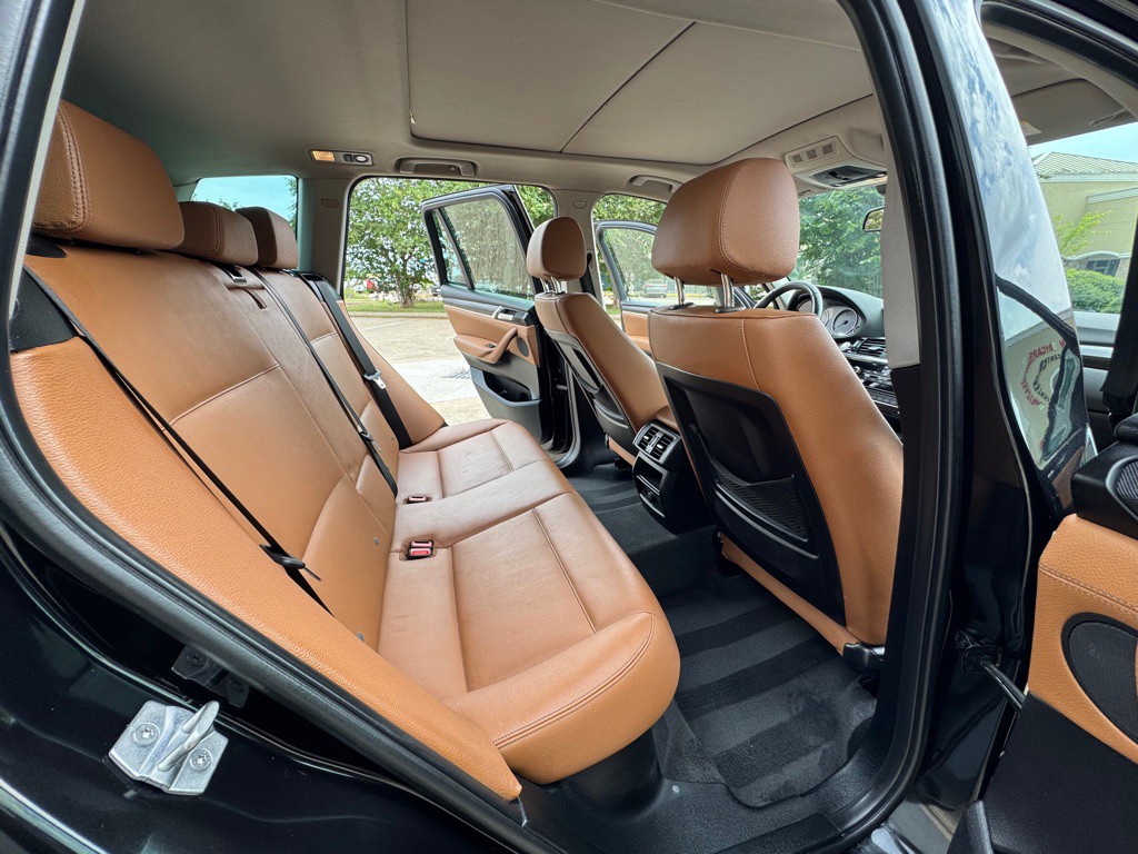 2017 BMW X3 Image 10