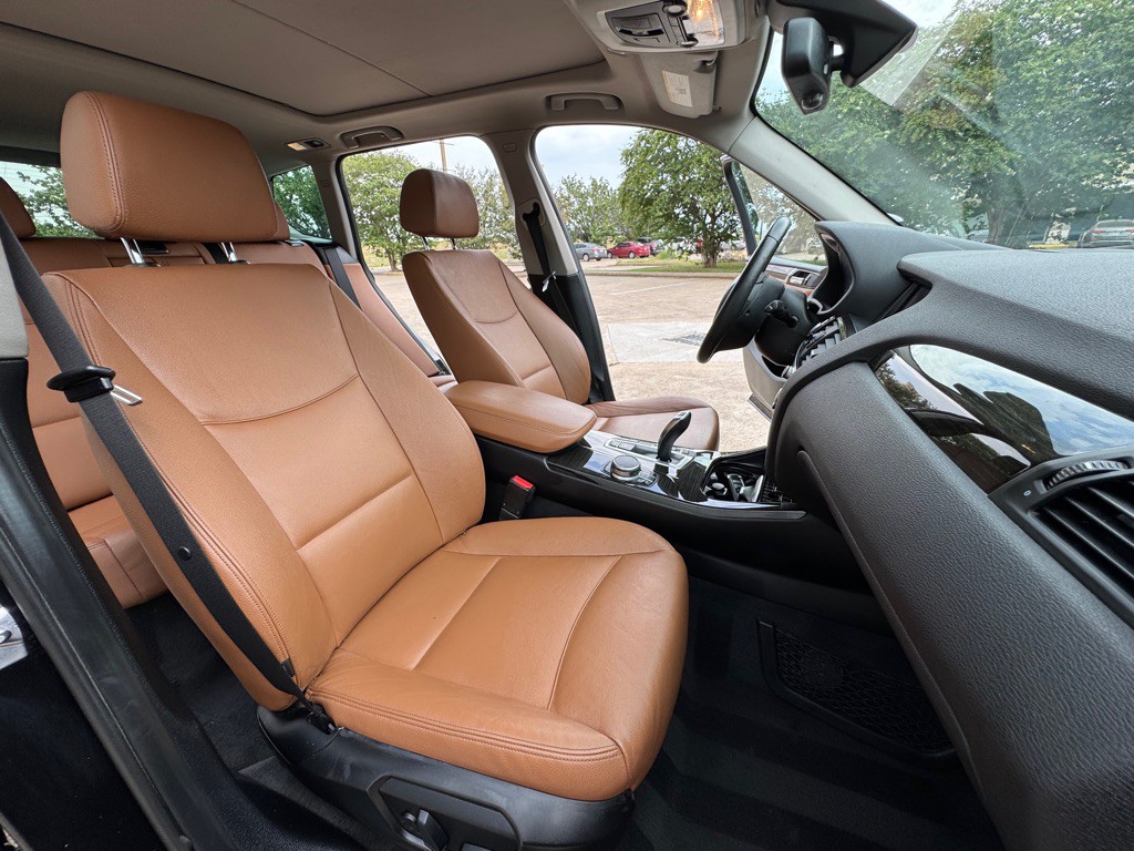 2017 BMW X3 Image 11