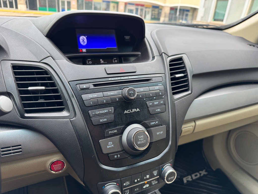 2015 Acura RDX Image 16
