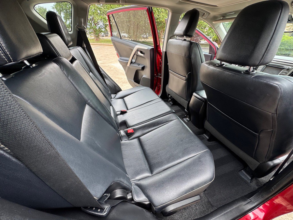 2013 Toyota Rav4 Image 10