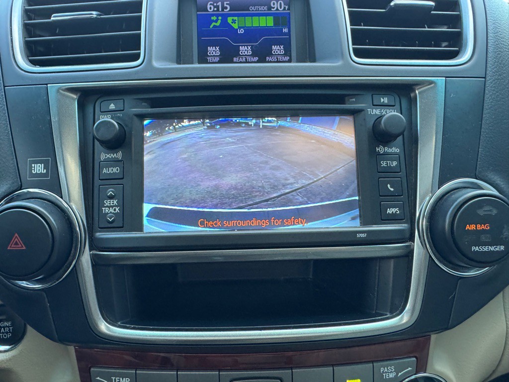 2013 Toyota Highlander Image 20