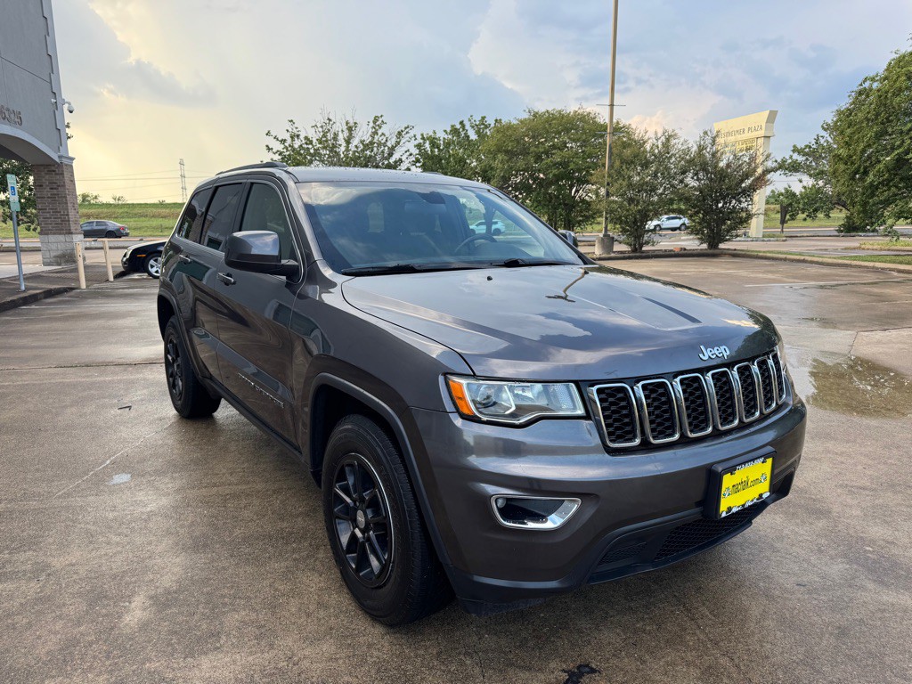 2018 Jeep Grand Cherokee Image 2