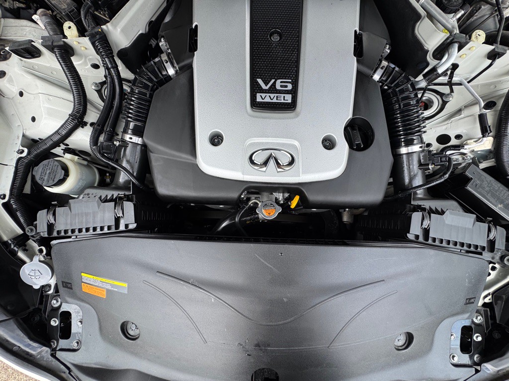 2013 INFINITI M37 Image 14