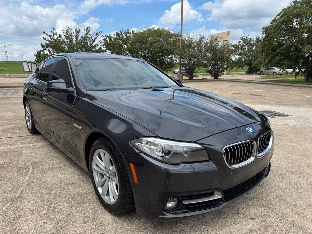 2015 BMW 5 Series Image 2