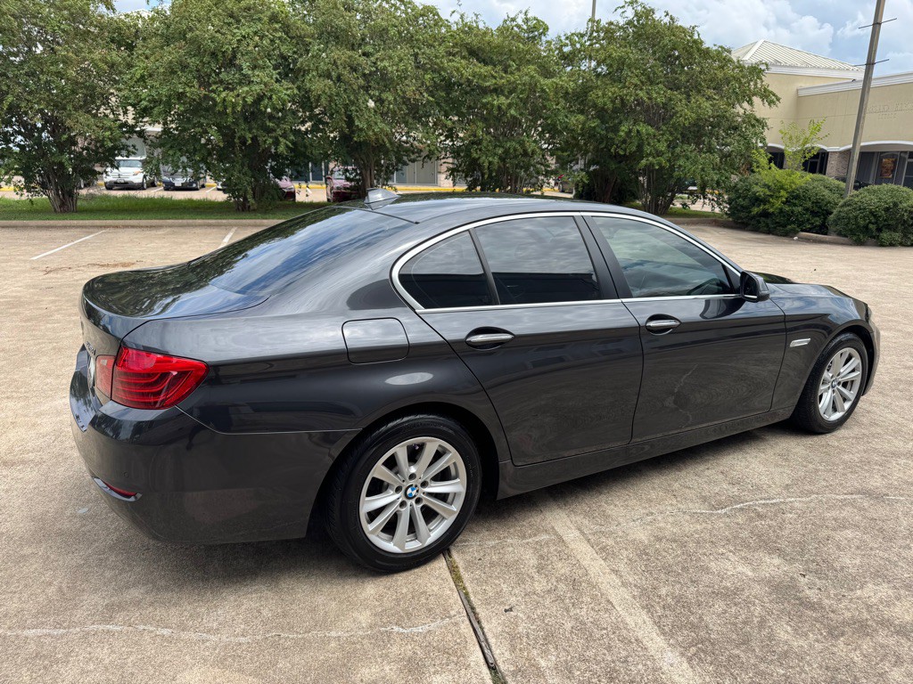 2015 BMW 5 Series Image 4