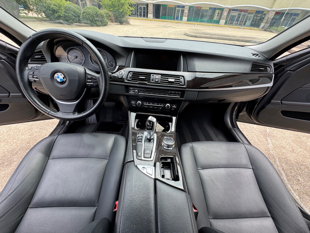 2015 BMW 5 Series Image 13