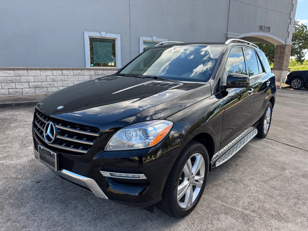 2015 Mercedes-Benz M-Class Image 1