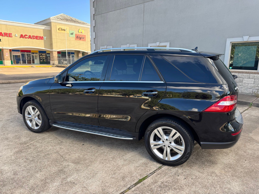 2015 Mercedes-Benz M-Class Image 7