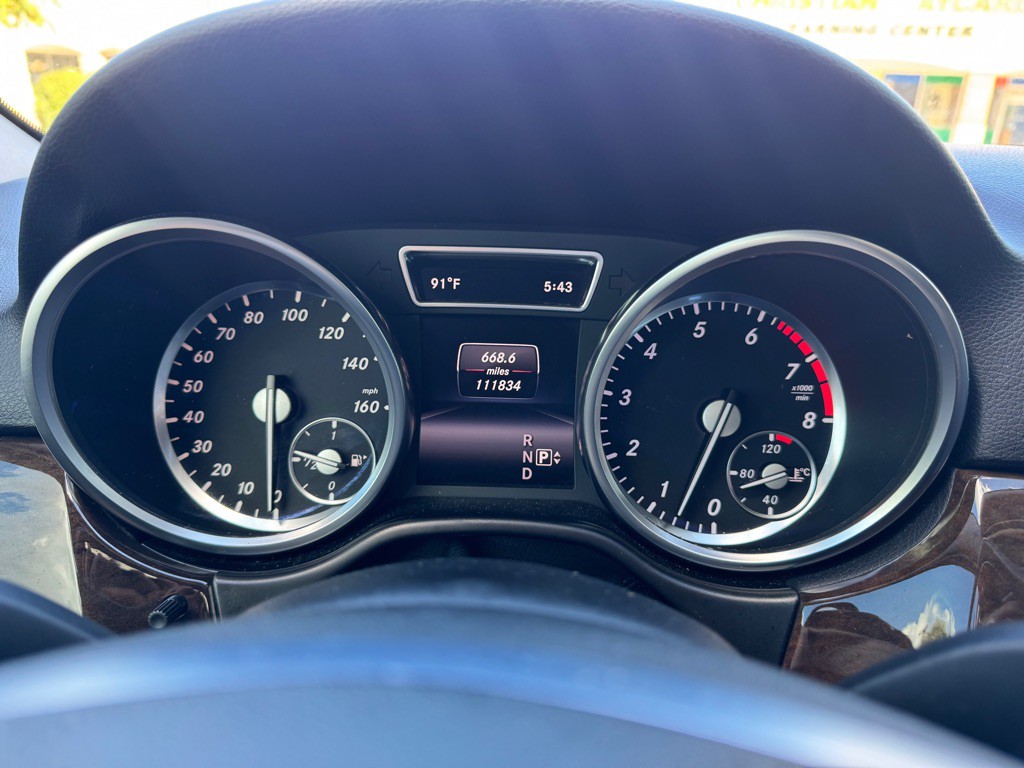 2015 Mercedes-Benz M-Class Image 16