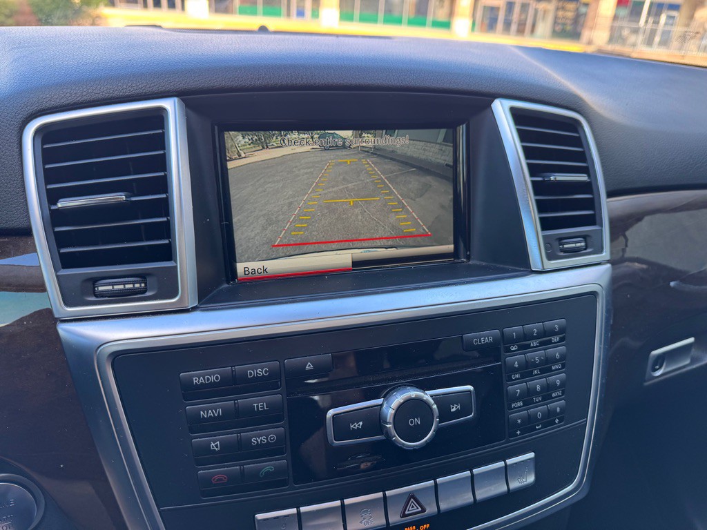 2015 Mercedes-Benz M-Class Image 18