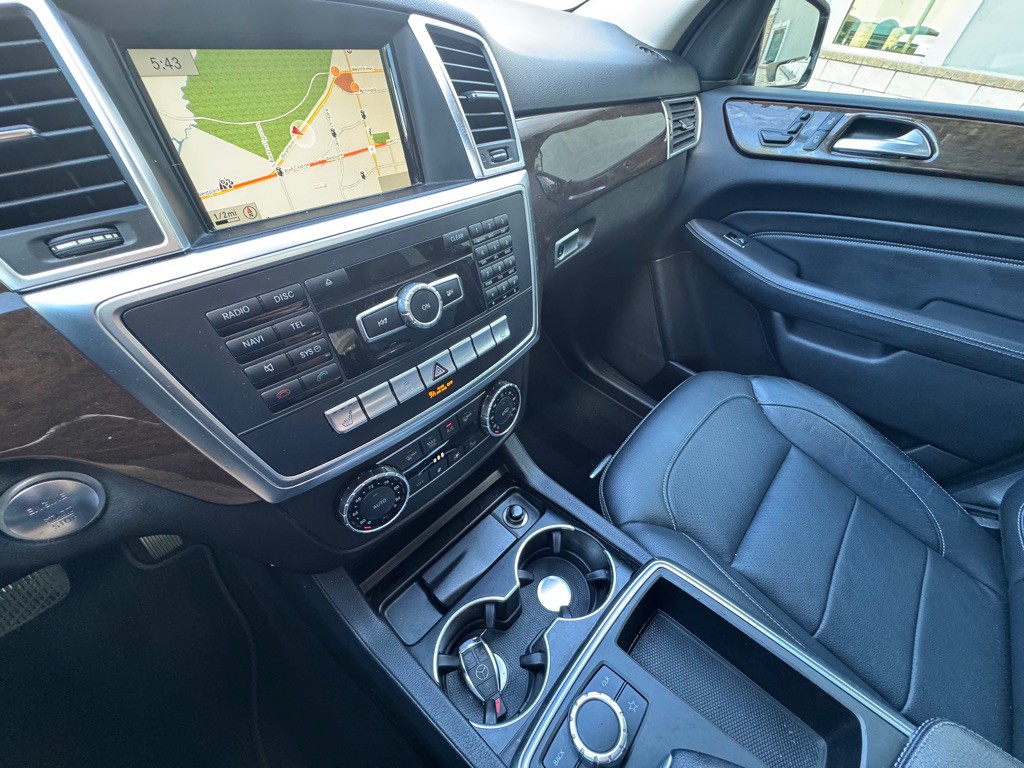 2015 Mercedes-Benz M-Class Image 19