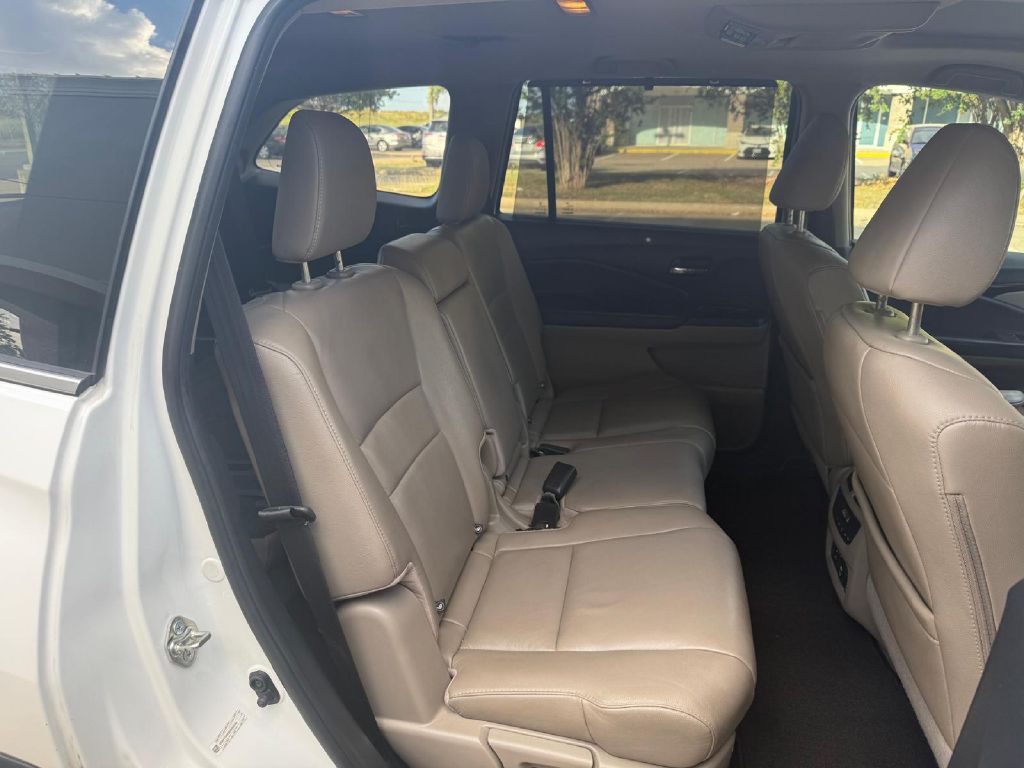 2016 Honda Pilot Image 13