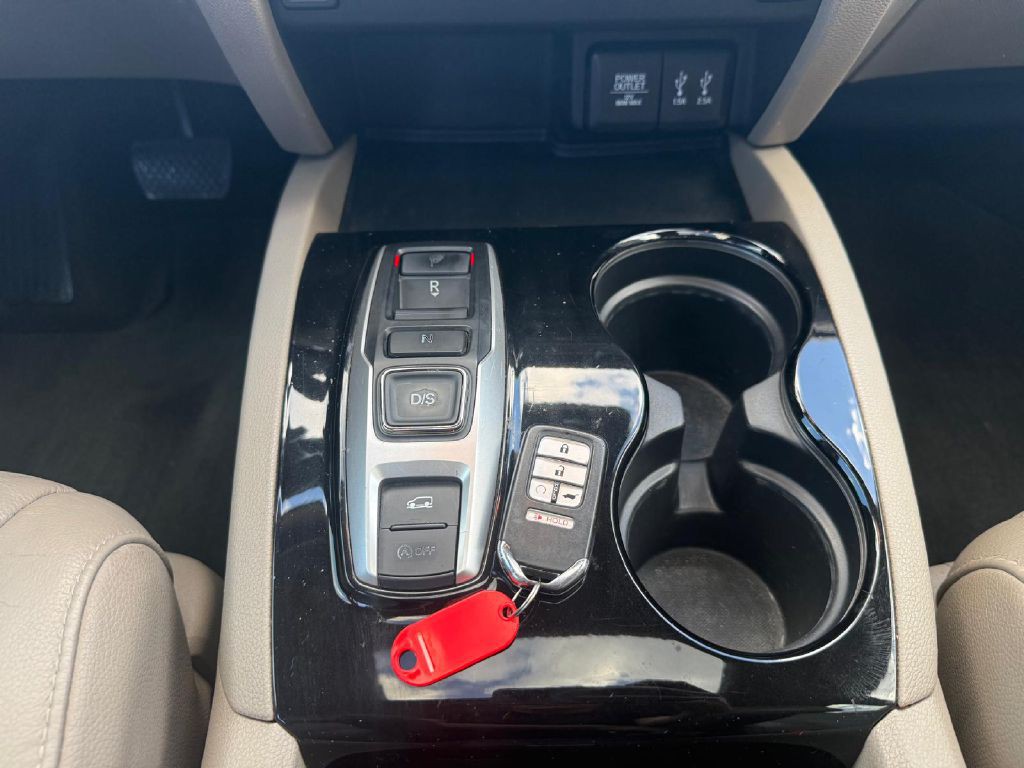 2016 Honda Pilot Image 16