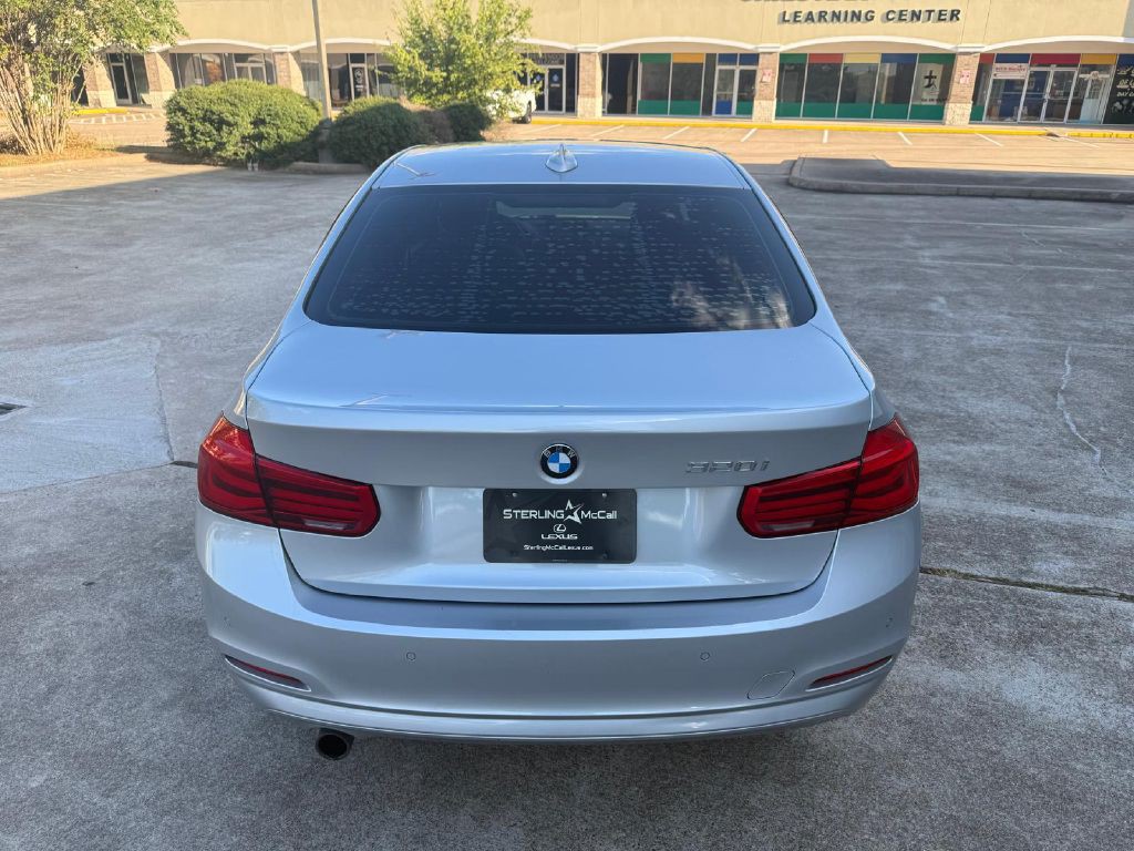 2016 BMW 3 Series Image 5