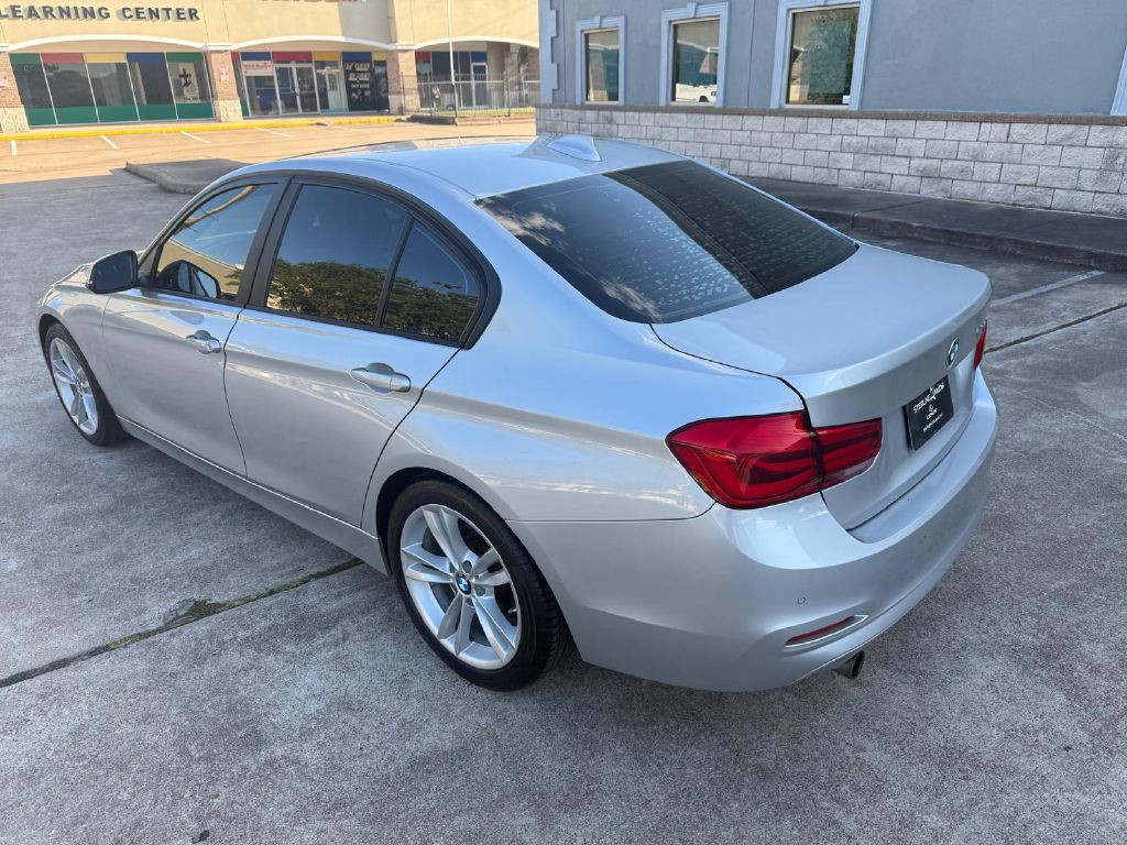 2016 BMW 3 Series Image 6