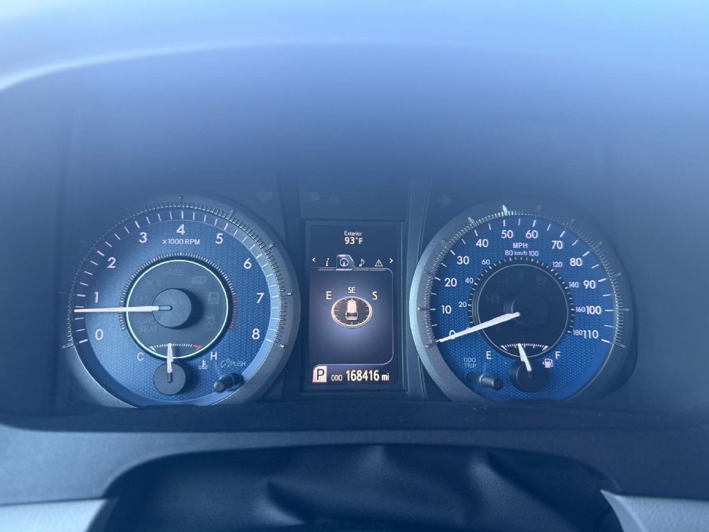 2017 Toyota Sienna Image 15