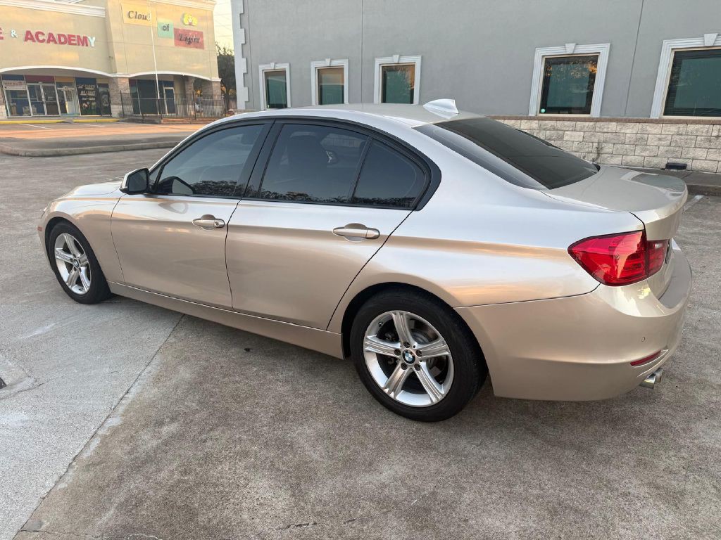 2015 BMW 3 Series Image 2