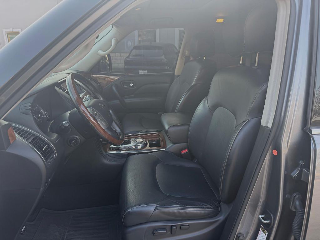 2019 INFINITI QX80 Image 9